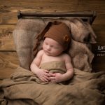 newborn baby photographer - Sandbach, Cheshire - crate. sleepy hat